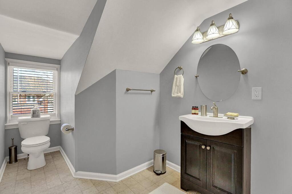 Suites On Seneca - Gorgeous One Bedroom Apartment Harrisburg Exteriör bild