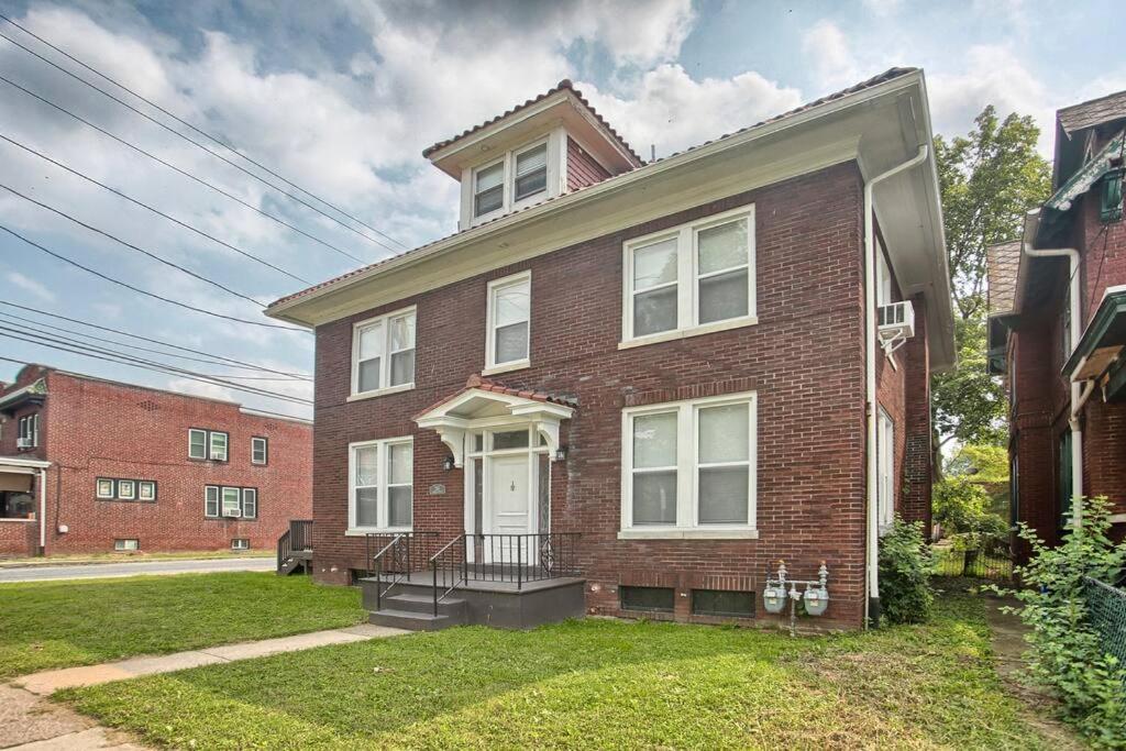 Suites On Seneca - Gorgeous One Bedroom Apartment Harrisburg Exteriör bild